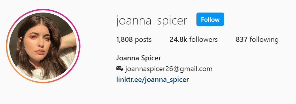 Top Beauty Influencer - Joanna Spicer